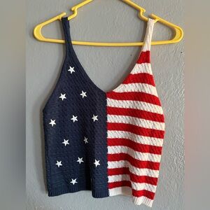 Moon & Madison Patriotic SZ M Red  White & Blue Knit Top. USA 4th of July